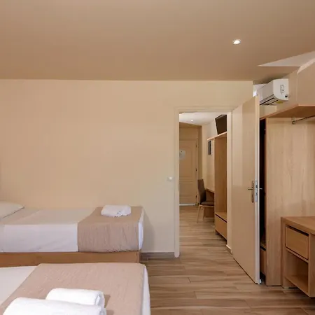 Sunbay Отель Херсониссос